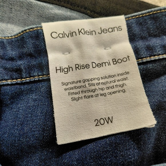 Calvin Klein Jeans High Rise Demi Boot Cut Women 20W Medium Wash Jeans 40x30 NEW - Picture 9 of 12
